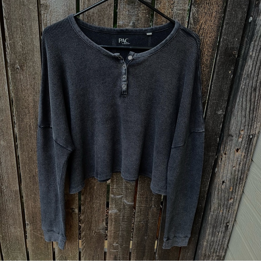 PAC Cares Family Time Waffle Knit Long Sleeve Boxy Henley Crop Top Sz M